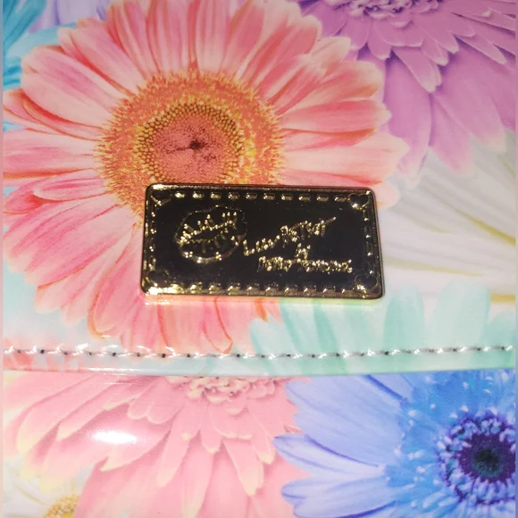 Betsey Johnson Floral Pastel Crossbody Bag with Coin Pouch - Picture 2 of 6